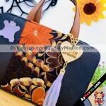 bj00167 Bolsa de piel artesanal diseño de tira de bordada flores cafemayoreo fabricante proveedor taller maquilador (1)