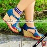zs01016 Huaraches Mexicanos De Plataforma Artesanales Color Azul De Piel Con bordado de flores altura aprox de 9cm Hecho En Sahuayo Michoacanmayoreo fabricante calzado zapatos proveedor