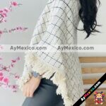 rj00818 Gabán Color Blanco Poncho de lana diseño de cuadros Unitalla unisex hecho en Chiapas México mayoreo fabricante (1)