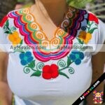rj00985 Blusa Unitalla Cuello Borado con Flores Multicolores fabricante taller maquilador (1)