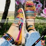 zj00020 Huaraches Artesanales Color Beige Con Tejido Multicolor De Piso Mujer De Piel Sahuayo Michoacan (1)