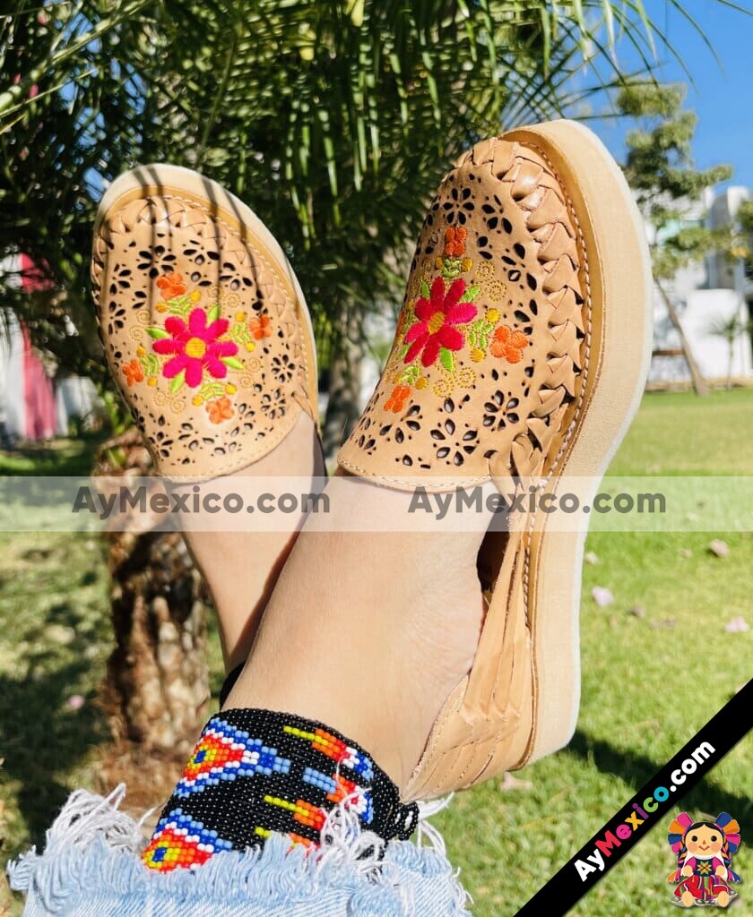 zn00032 Huaraches Artesanales Piso Para Mujer Tan Flores Bordadas Rojas mayoreo fabricante calzado (2)