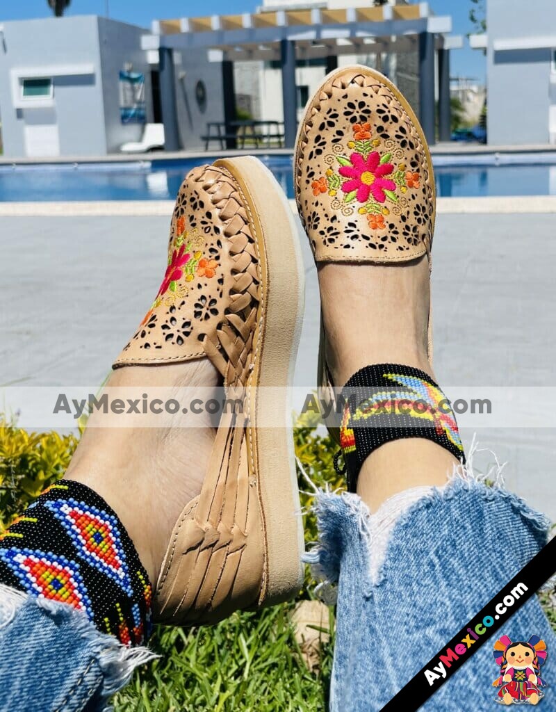 zn00032 Huaraches Artesanales Piso Para Mujer Tan Flores Bordadas Rojas mayoreo fabricante calzado (3)